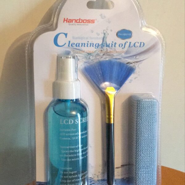 Cleaning suit of LCD